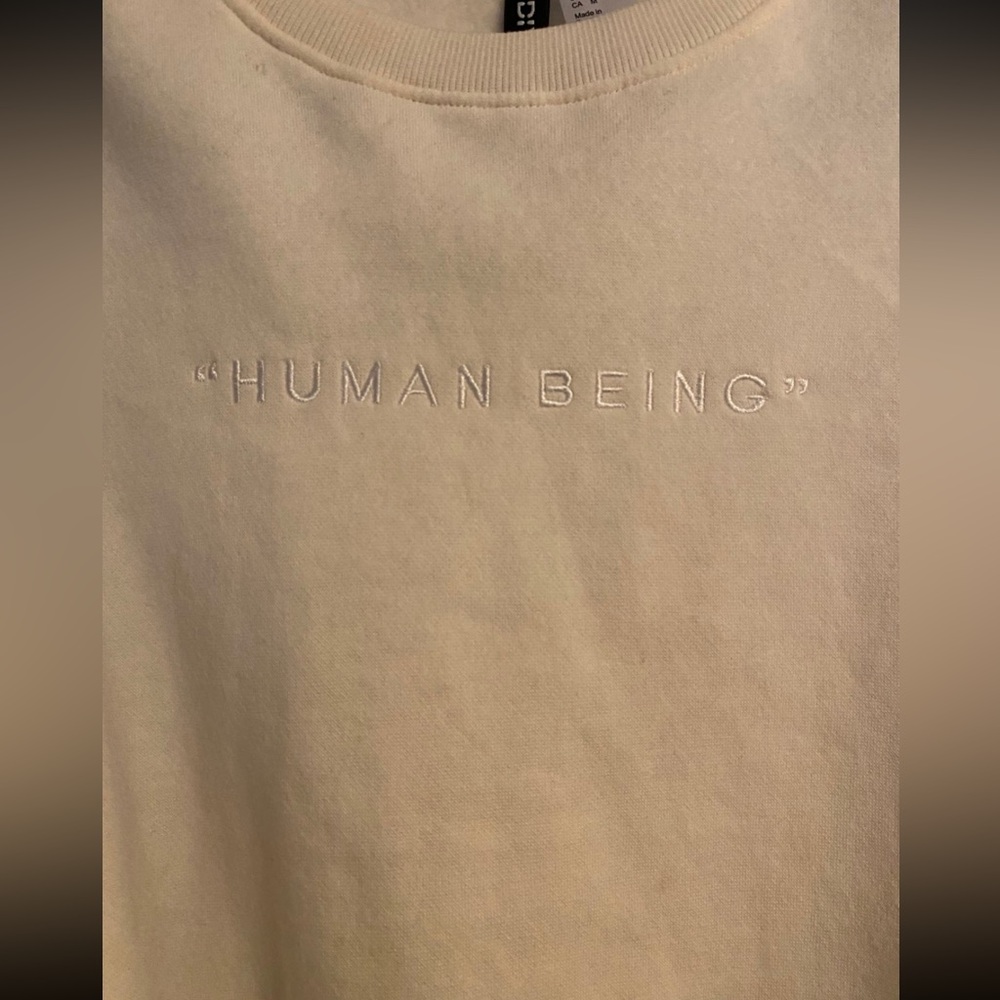 H&M sweatshirt size medium